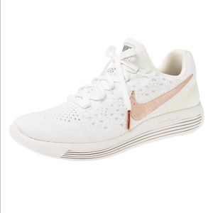 ✨Sale✨Nike LunarEpic Low Flyknit